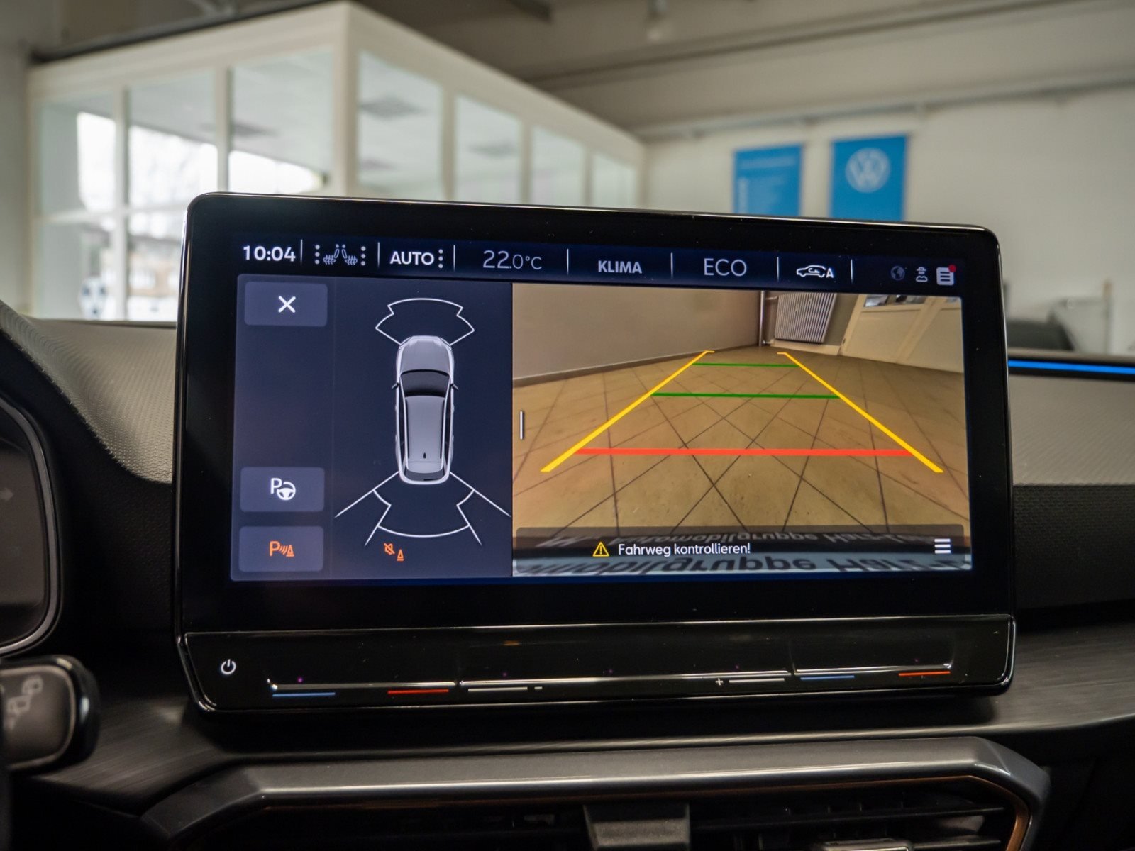 Leon Sportstourer e-HYBRID TSI DSG+ALU 18+RÜCKFAHRKAMERA+DCC+NAVI+LED+STAUASSITENT+FULL LI